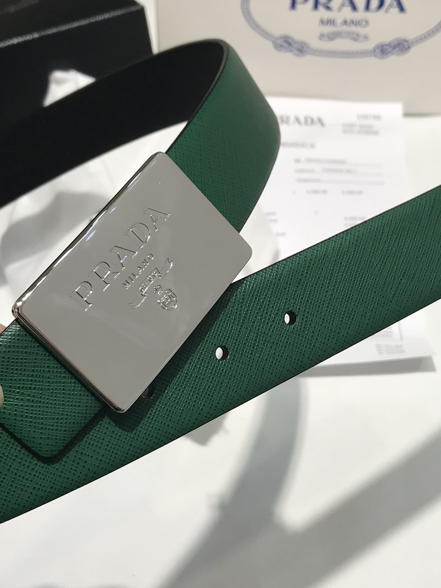 DÂY LƯNG PRADA GREEN SAFFIANO LEATHER Khóa bạc