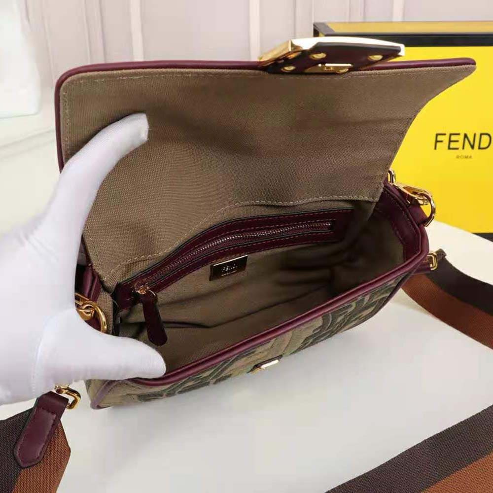 TÚI FENDI Women Baguette Embroidered Green Canvas Bag