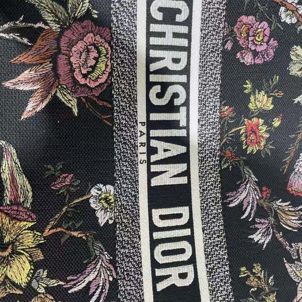 TÚI Dior Women Large Dior Book Tote Black Multicolor Dior Jardin Botanique Embroidery