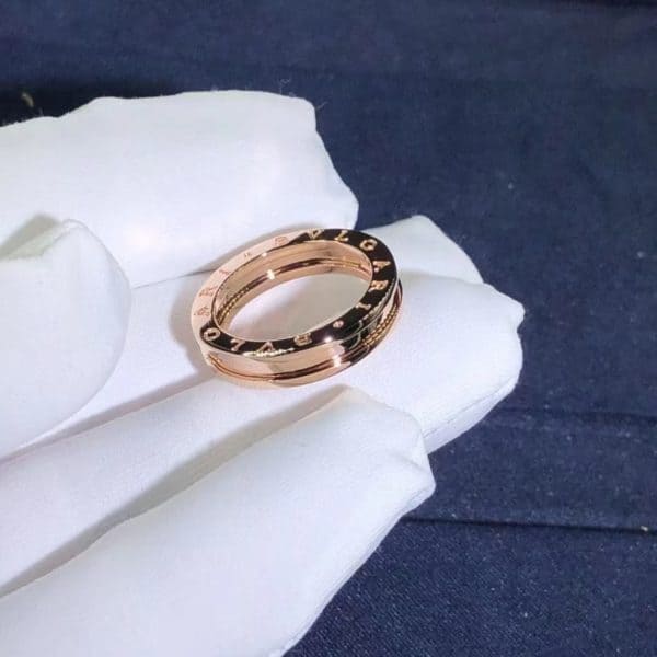 Nhẫn Bvlgari B.Zero1 One Band 18K vàng hồng 18K  (Liên hệ để biết giá)