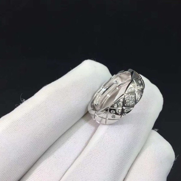 NHẪN COCO CHANEL CRUSH RING DIAMOND WHITE GOLD 18K