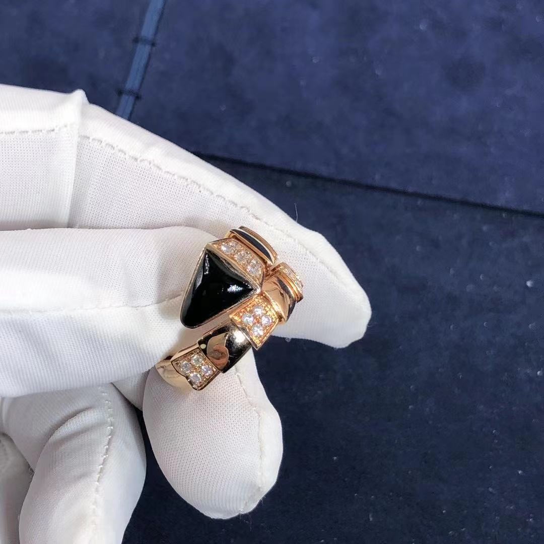 NHẪN BVLGARI Serpenti Viper 18K Rose Gold Onyx and Demi Pavé Diamonds
