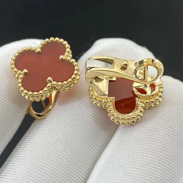 KHUYÊN TAI VAN CLEEF & ARPELS ALHAMBRA EARRINGS CARNELIAN 15MM GOLD 18K YELLOW GOLD