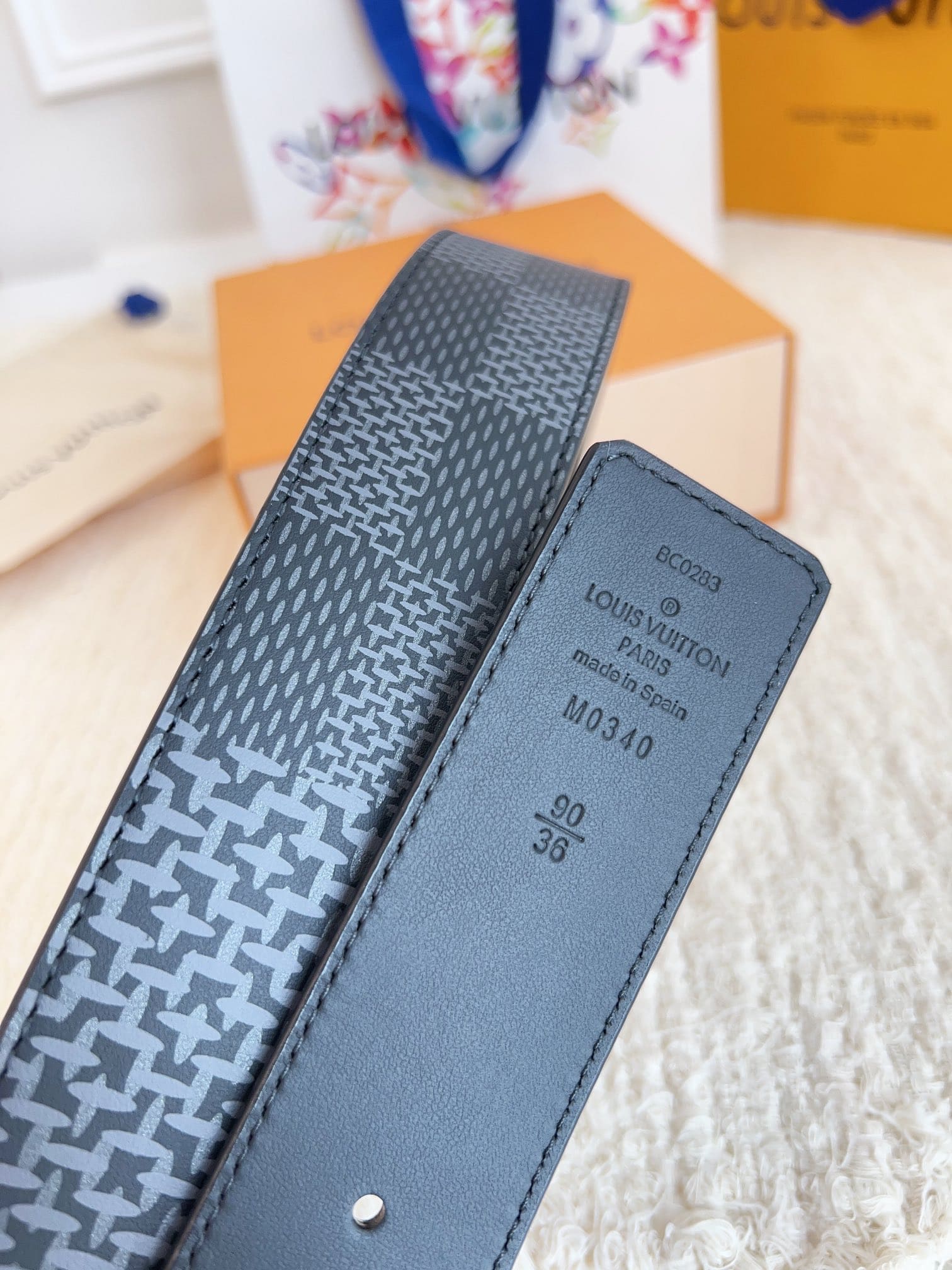 DÂY LƯNG LOUIS VUITTON BLACK MONOGRAM LEATHER Khóa bóng mờ