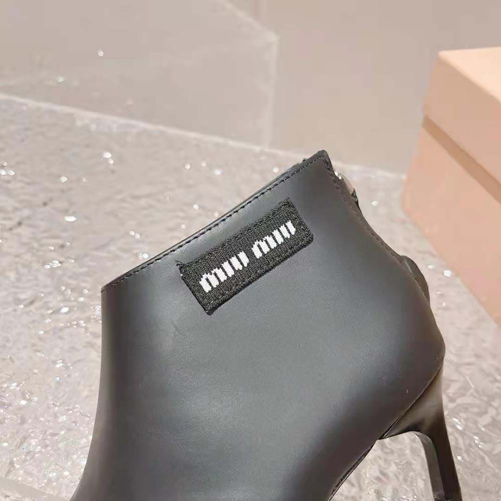 GIÀY Miu Miu Women Leather Thong Booties-Black