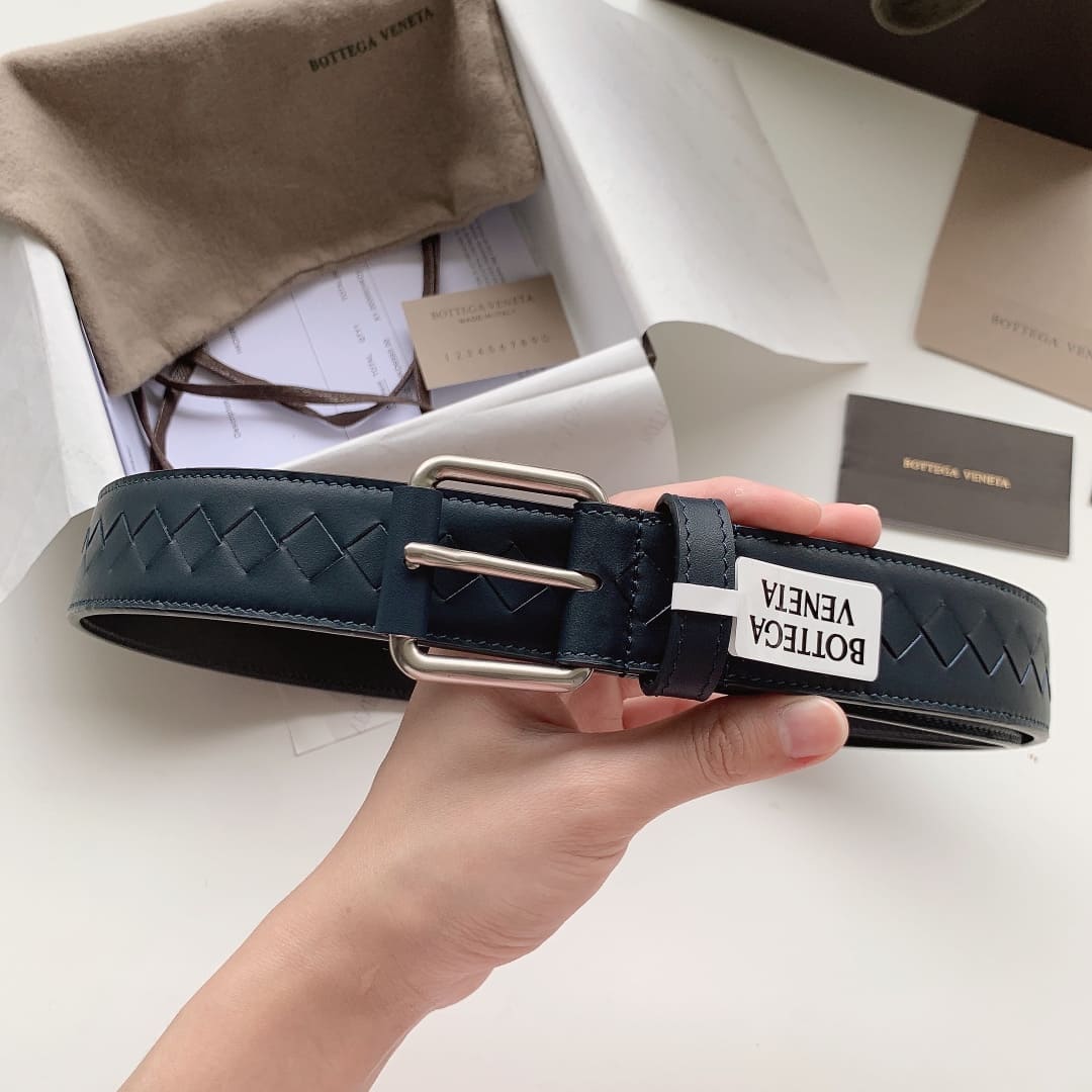 DÂY LƯNG BOTTGA VENETA BLUE INTRECCIATO LEATHER Khóa bạc