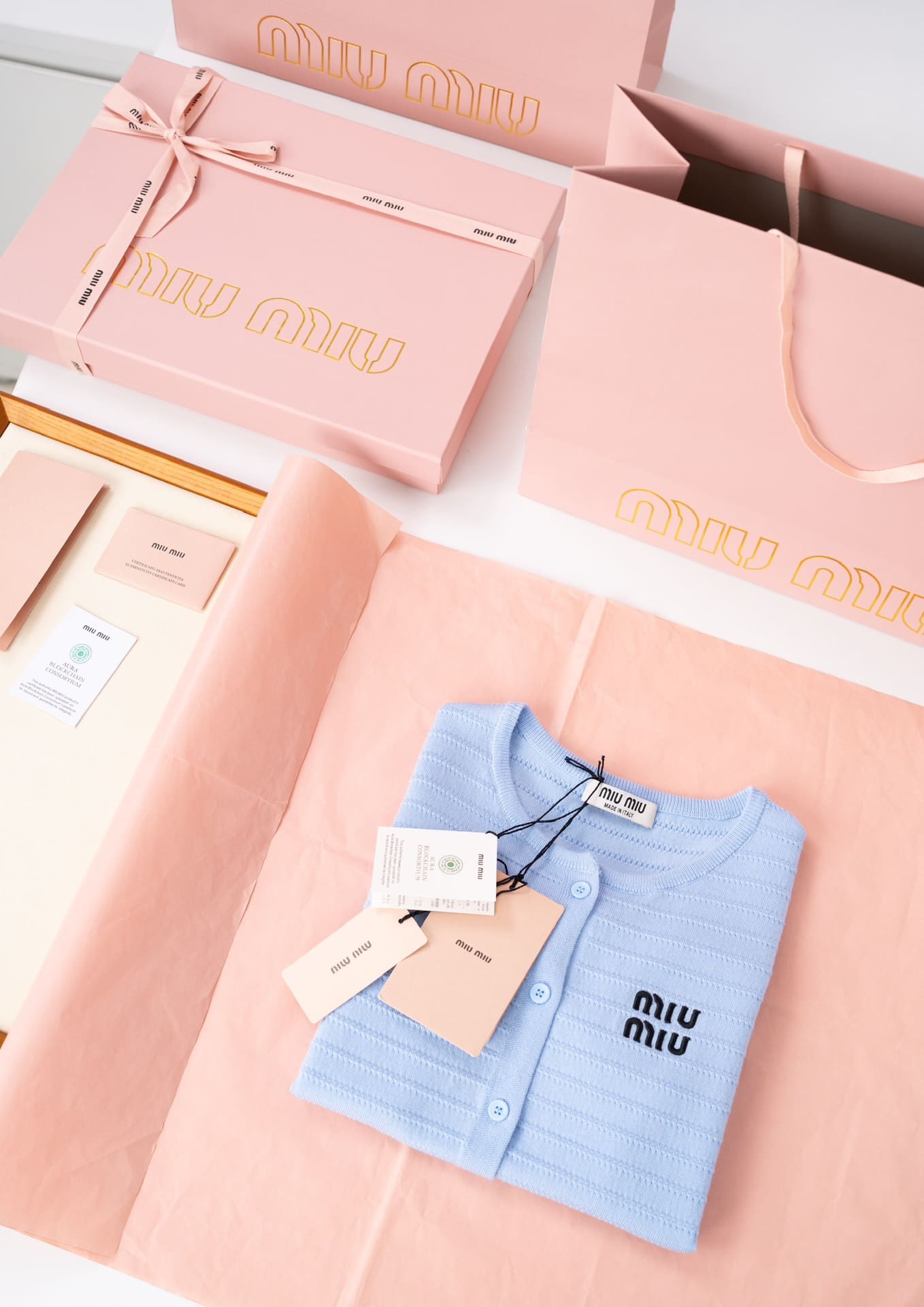 ÁO MIU MIU T - SHIRT DỆT KIM