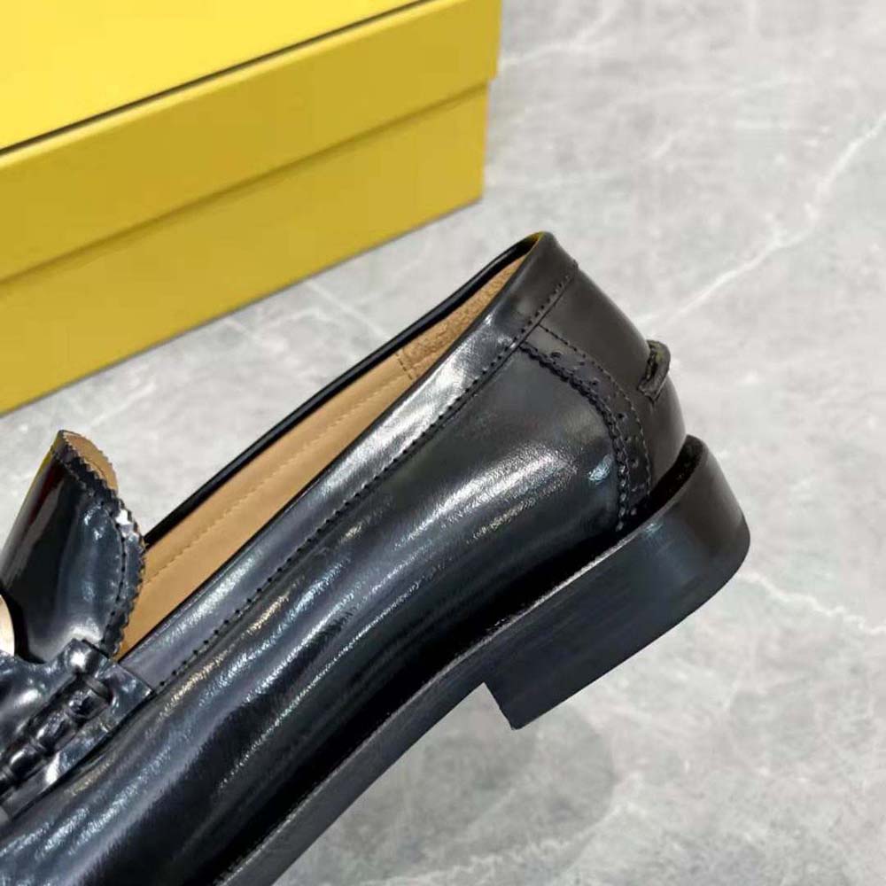 GIÀY Fendi Black Leather Loafers with Fendi O’Lock Motif