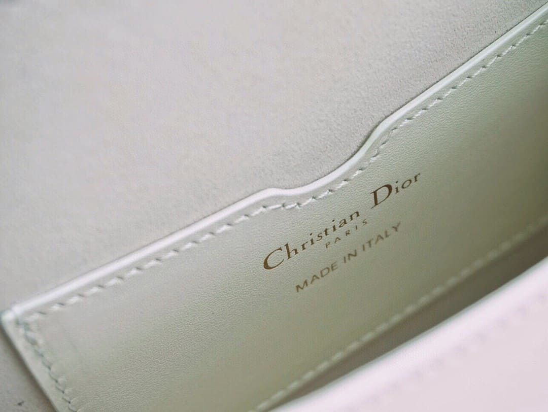Túi Dior Bobby Women Dior Bag White Calfskin 22cm