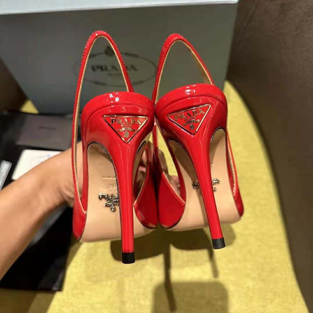 GIÀY Prada Women Patent Leather Slingbacks-Red