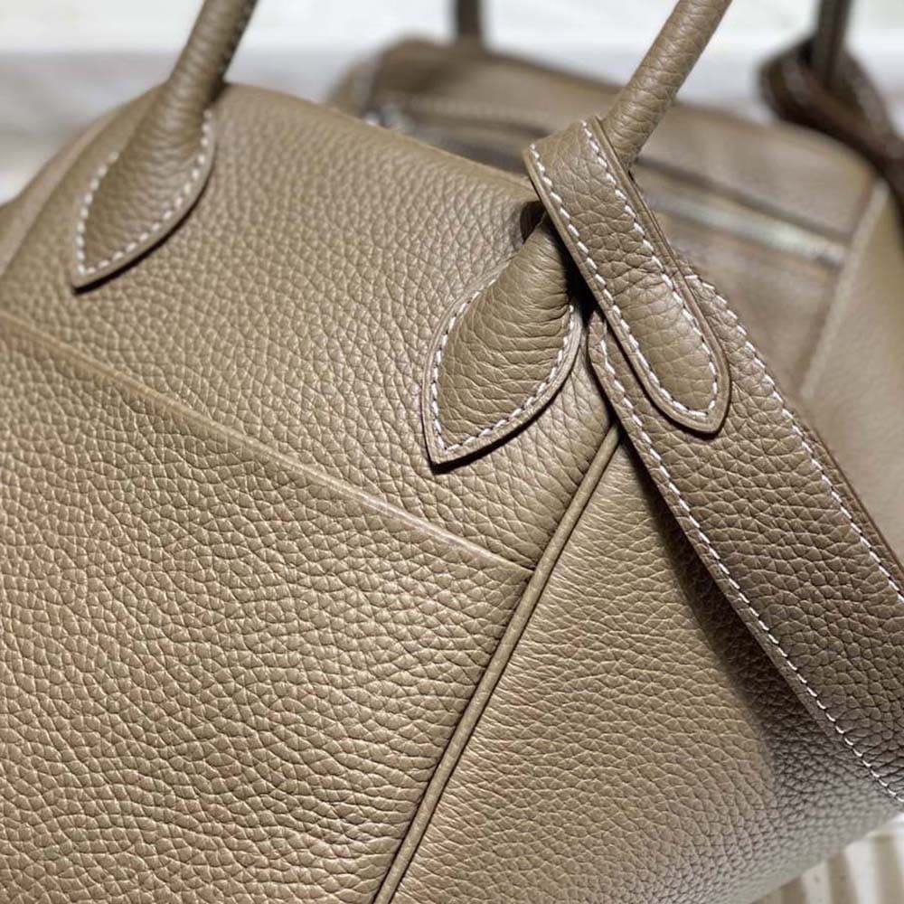 Túi Hermes Women Lindy 26 in Clemence Leather-Gray/Silver