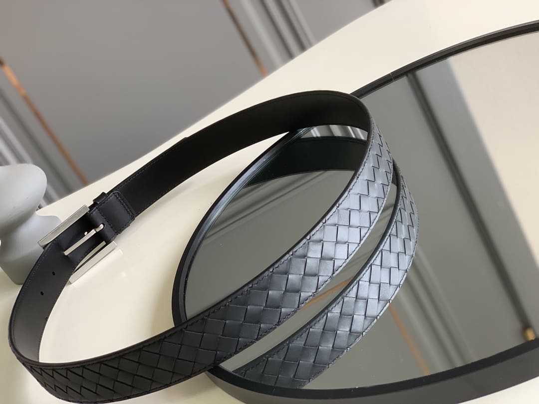 DÂY LƯNG BOTTGA VENETA INTRECCIATO LEATHER Khóa bạc