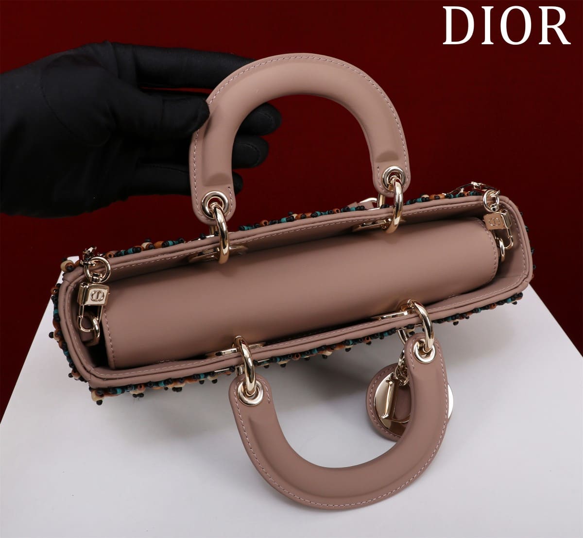 TÚI CHRISTIAN DIOR Lady-Joy embroiders wooden beads hạt gỗ