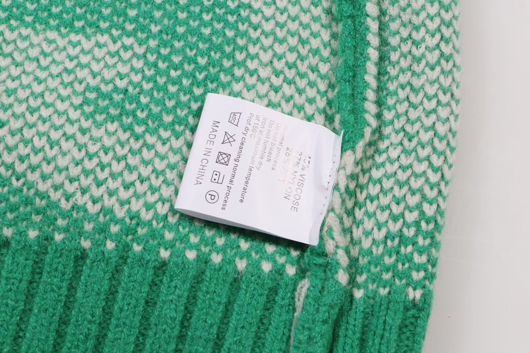 ÁO Gucci GG Sewing White Sweater Unisex