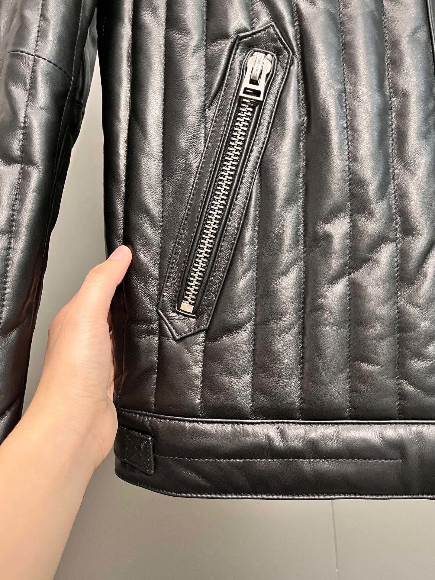 ÁO TOM FORD BLACK LEATHER JACKET