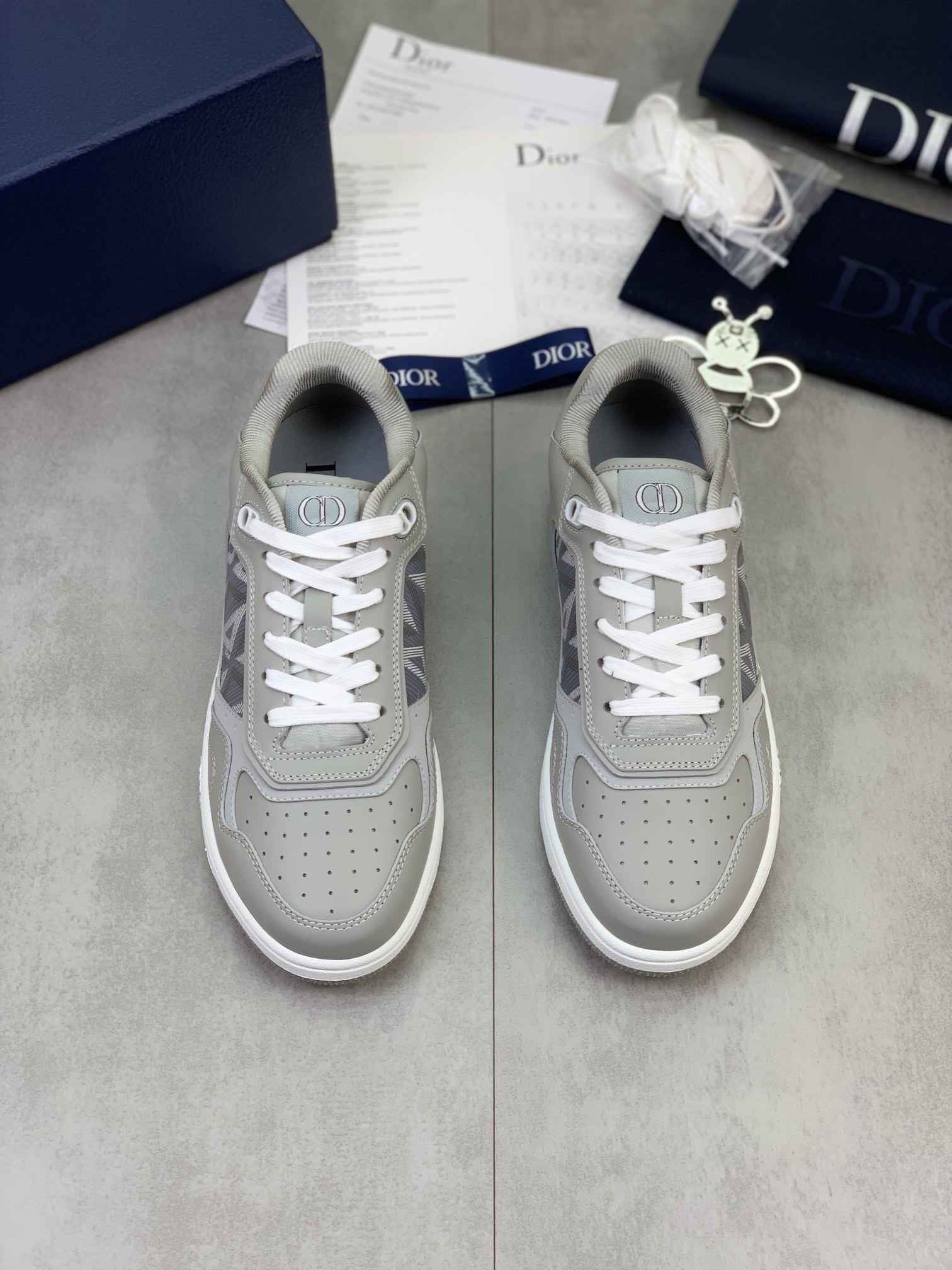 GIÀY CHRISTIAN DIOR LEATHER SNEAKER SHOES AAA