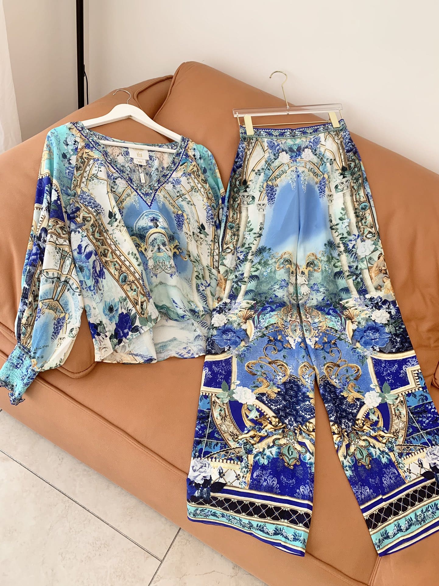 VÁY CAMILLA V NECK Blue Diamonds Vest Long Sleeve High Classy