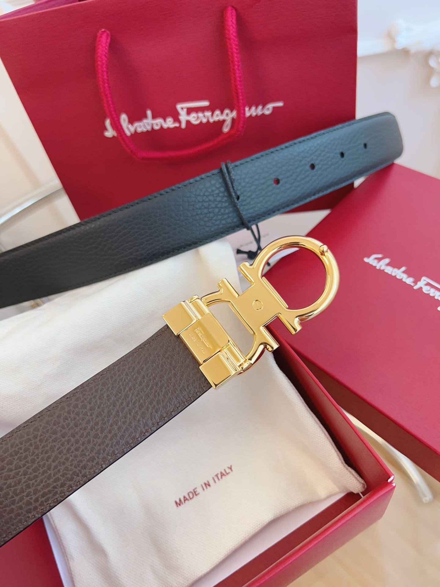 DÂY LƯNG Salvatore Ferragamo Adjustable Gancini Belt Khóa vàng