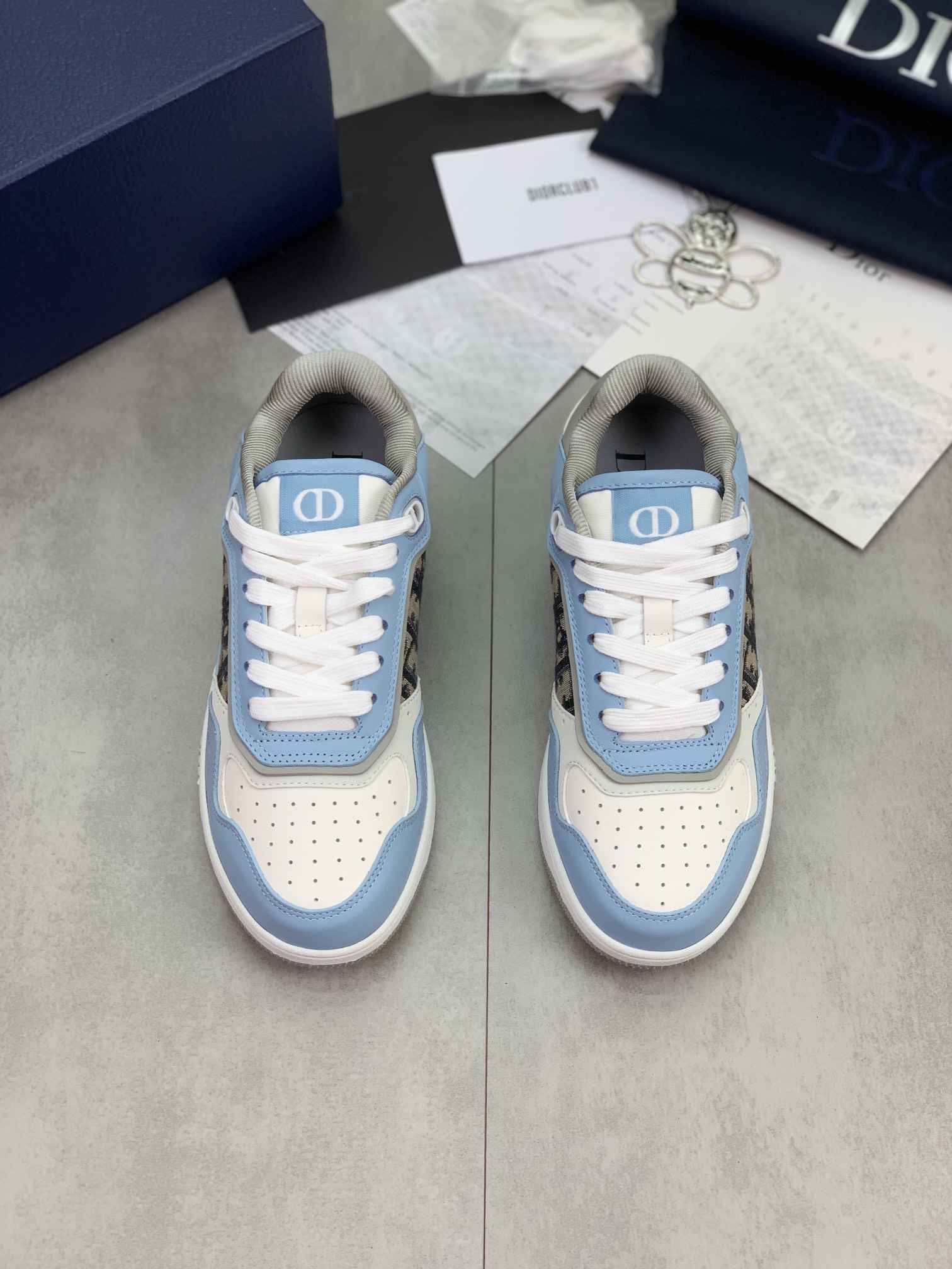 GIÀY CHRISTIAN DIOR LEATHER SNEAKER SHOES AAA