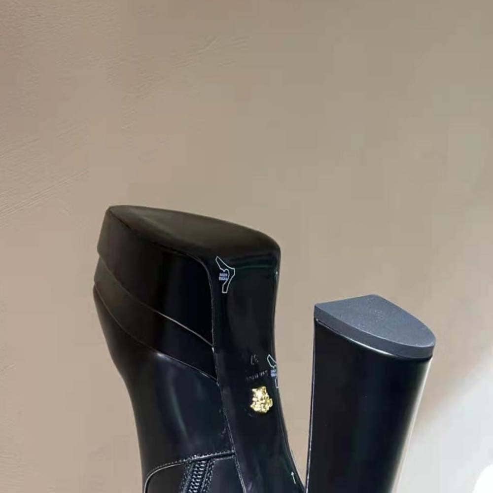 GIÀY Versace Women Aevitas Pointy Platform Boots-Black