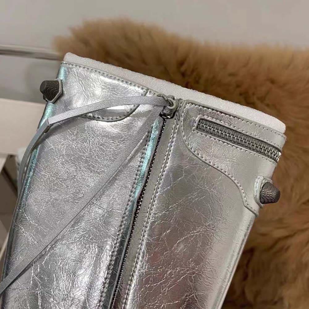 GIÀY Balenciaga Women Cagole 90mm Boot in Silver Mmetallized Arena Lambskin