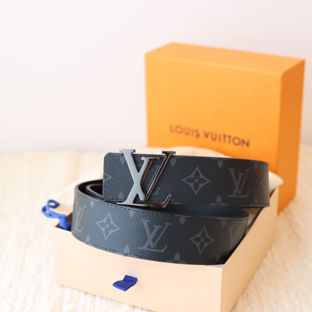 DÂY LƯNG LOUIS VUITTON LV BLACK MONOGRAM Khóa đen bóng