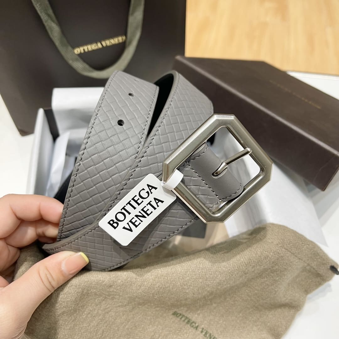DÂY LƯNG BOTTGA VENETA GRAY INTRECCIATO LEATHER Khóa bạc