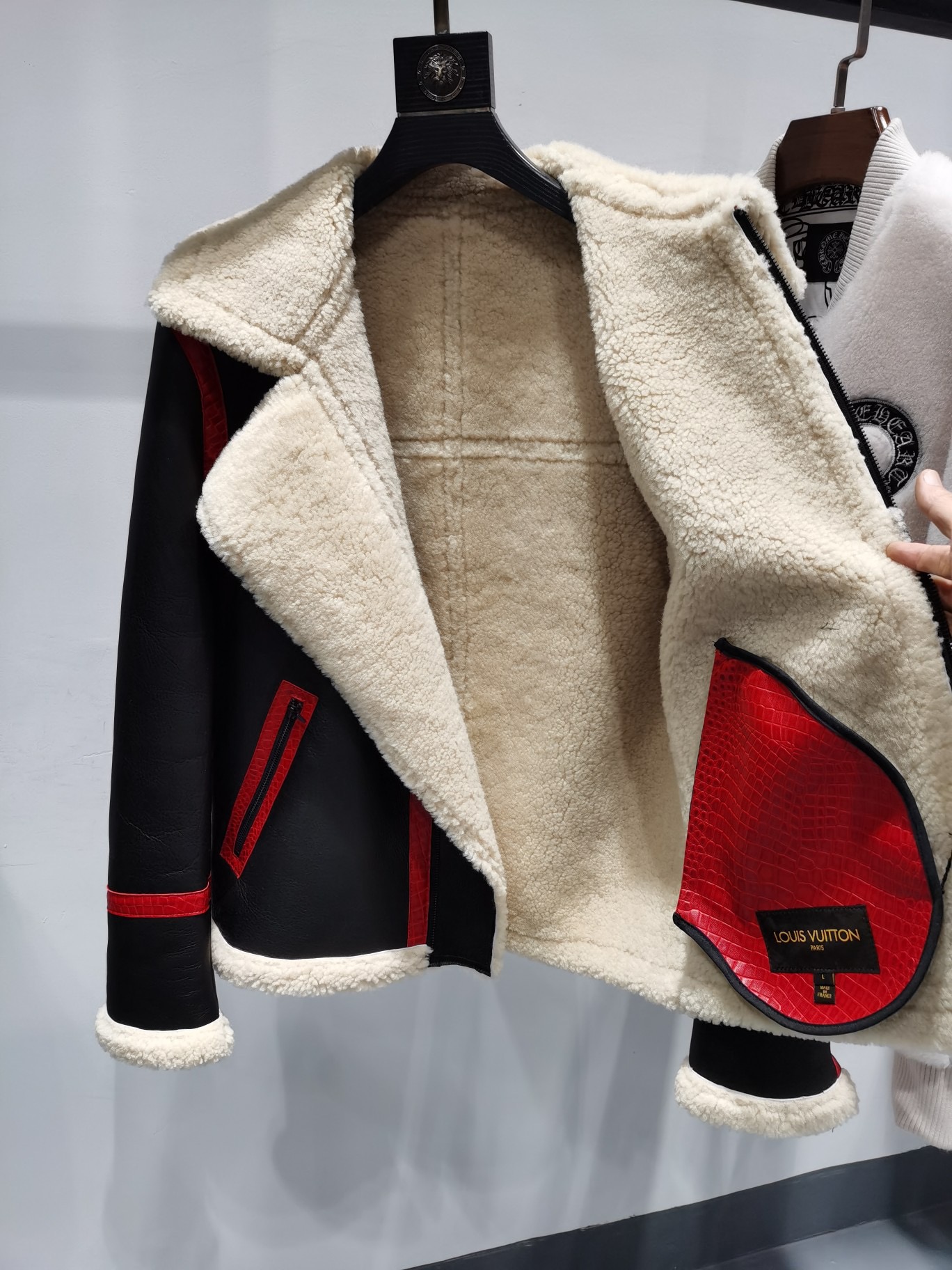 ÁO LOUIS VUITTON LEATHER JACKET LÓT LÔNG