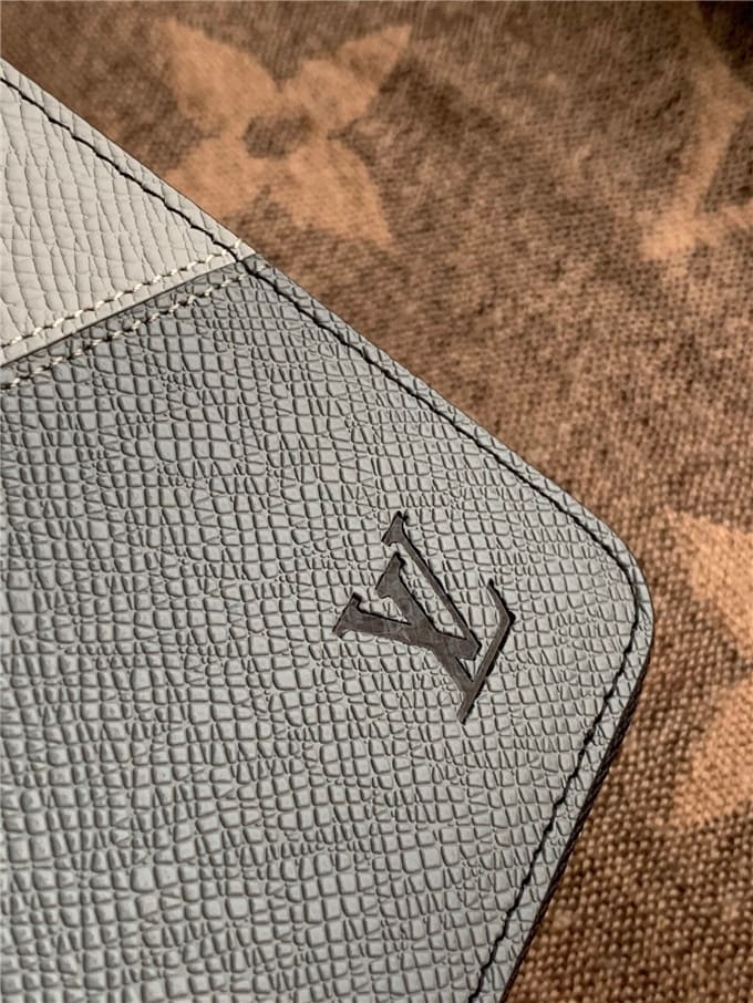 VÍ LOUIS VUITTON zippy wallet vertical