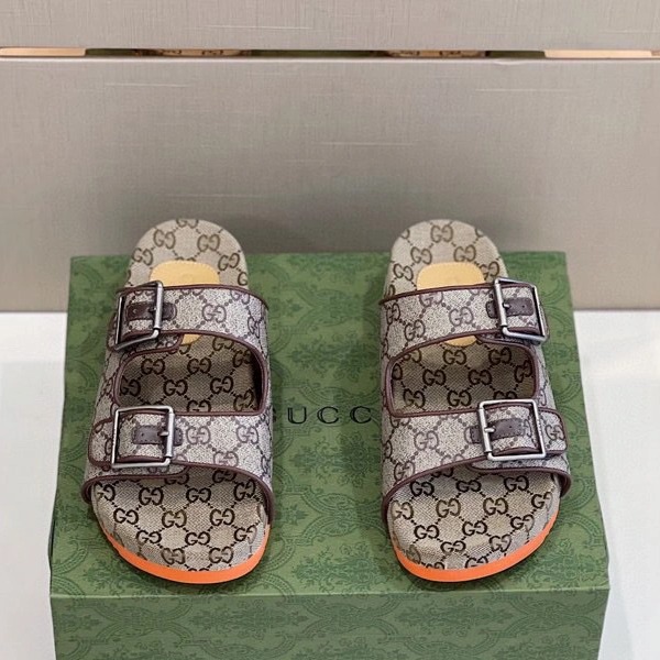 DÉP GUCCI GG CANVAS MAN SLIPPER