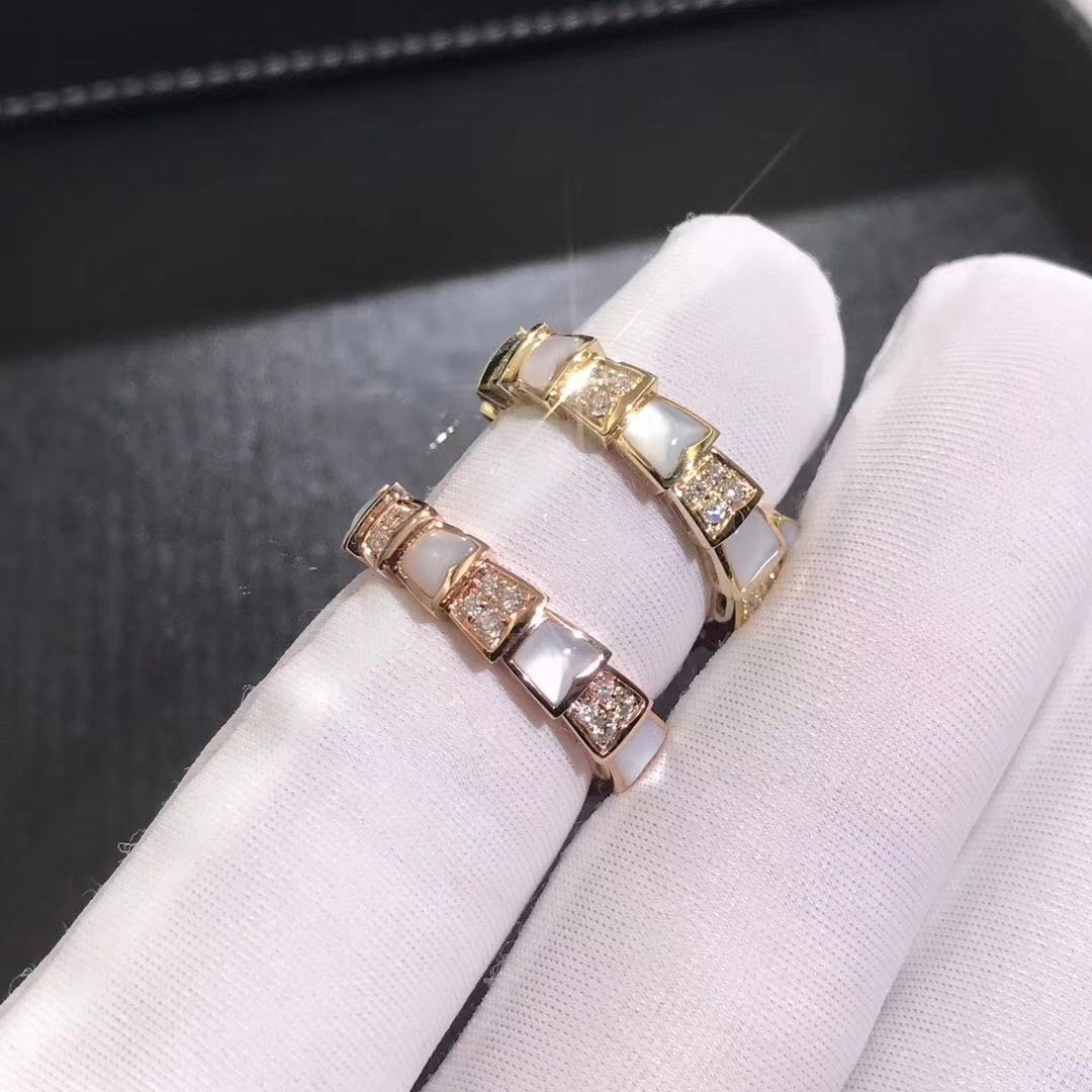 NHẪN BVLGARI Serpenti ring 18kt white gold M.O.P elements pavé diamonds