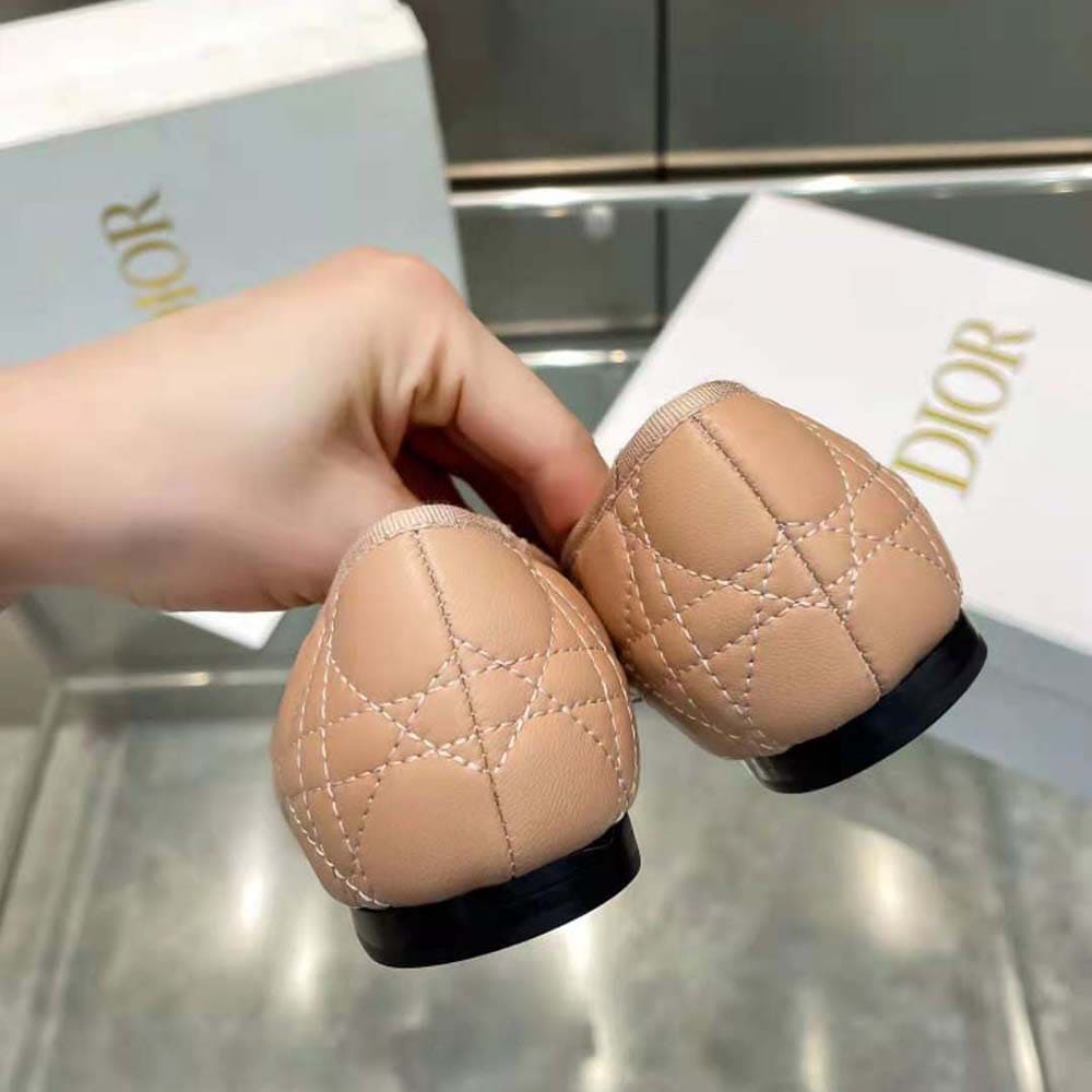GIÀY Dior Women Ballet Flat Nude Quilted Cannage Calfskin