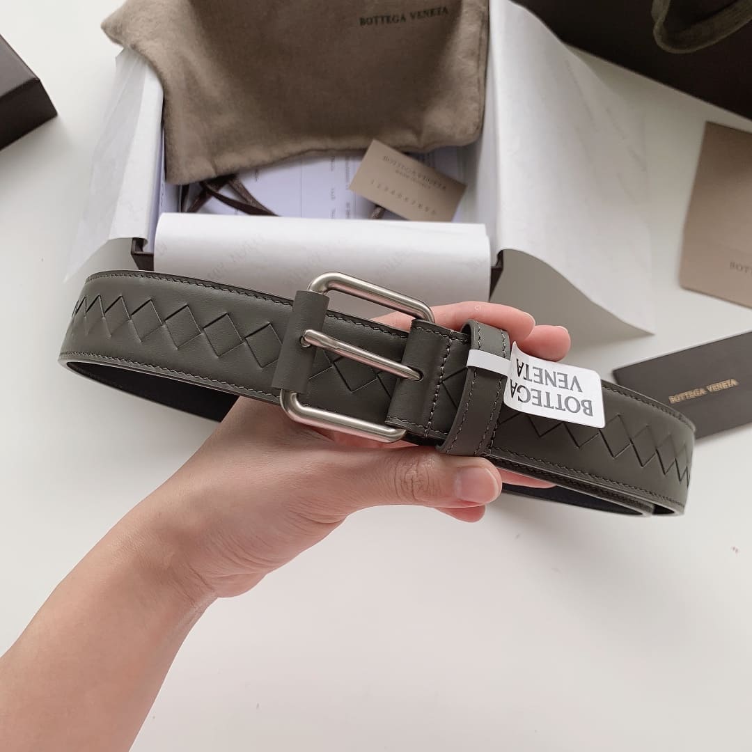DÂY LƯNG BOTTGA VENETA GRAY INTRECCIATO LEATHER Khóa bạc