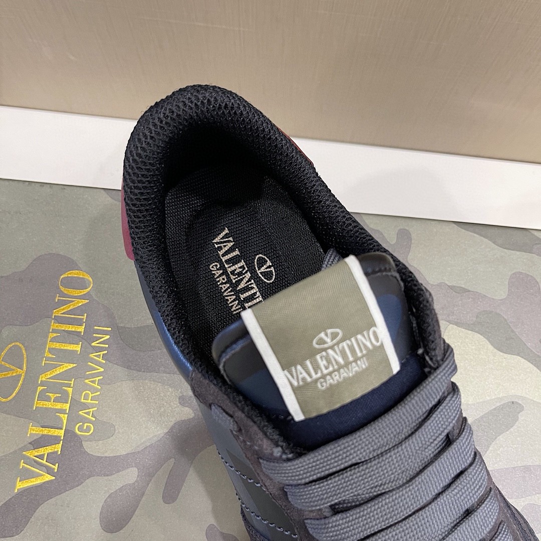 GIÀY VALENTINO STUDD LEATHER RUNNER SNEAKER SHOES AAA