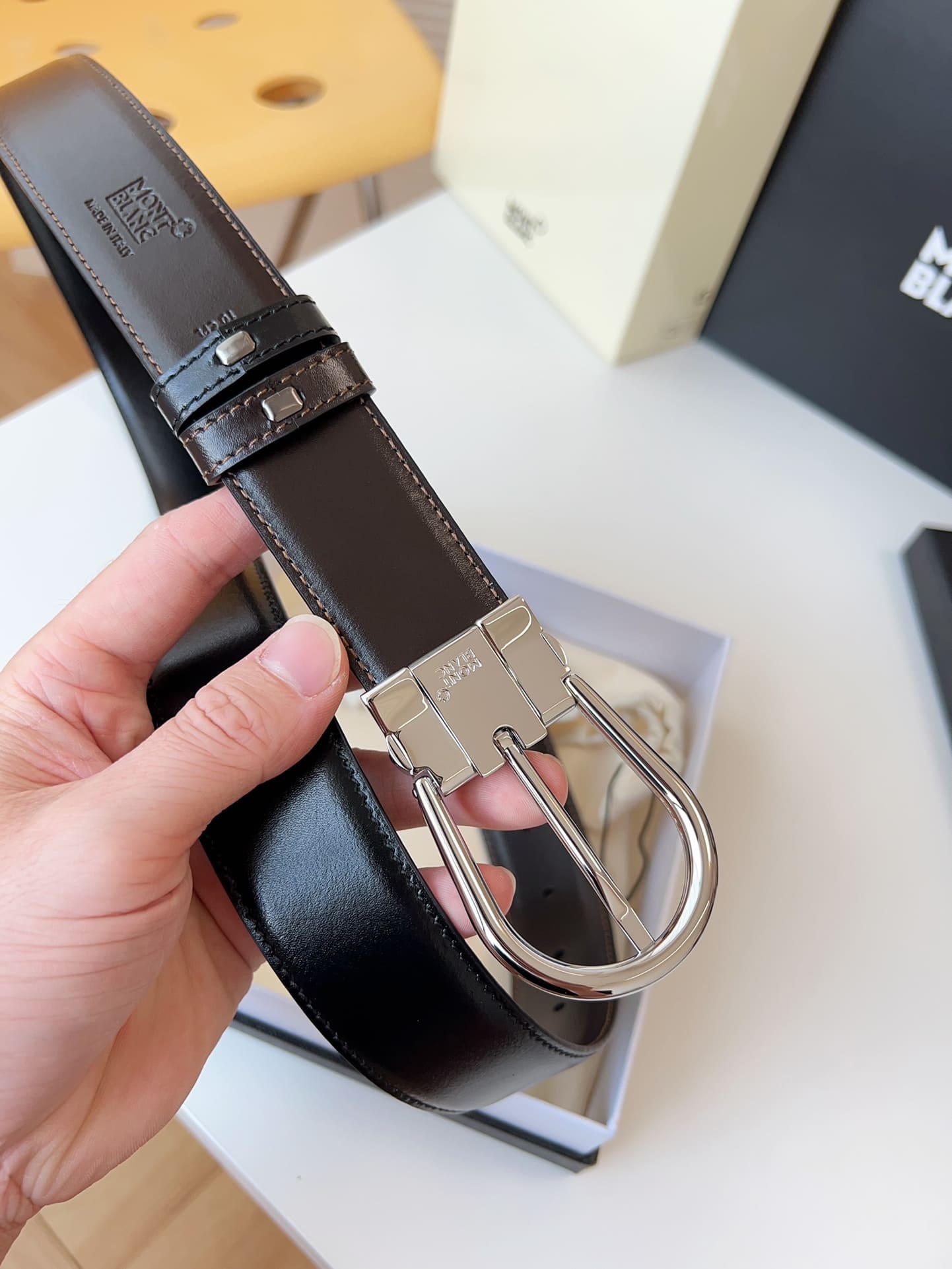 DÂY LƯNG MONTBLANC CALFSKIN LEATHER Belt Khóa bạc