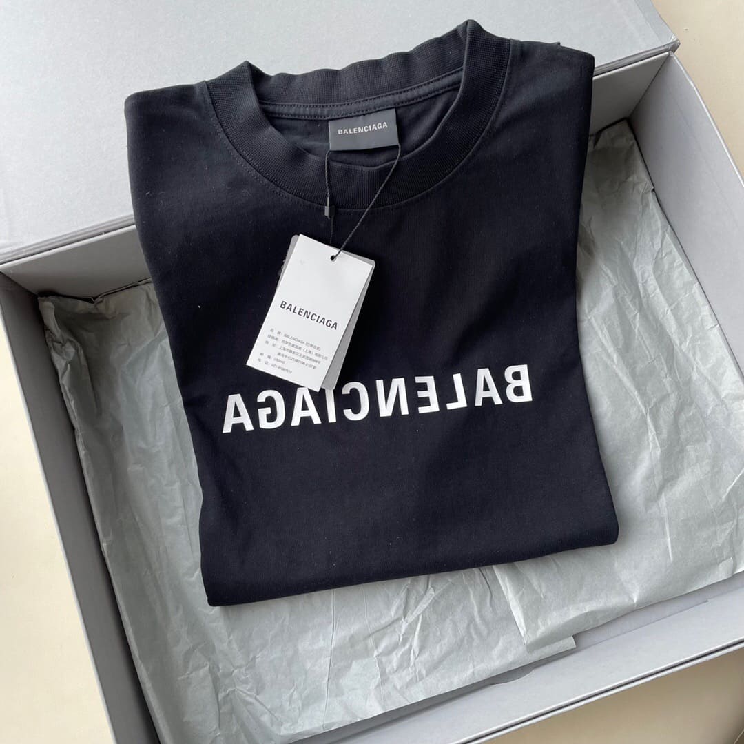 ÁO BALENCIAGA T SHIRT MÀU ĐEN UNISEX