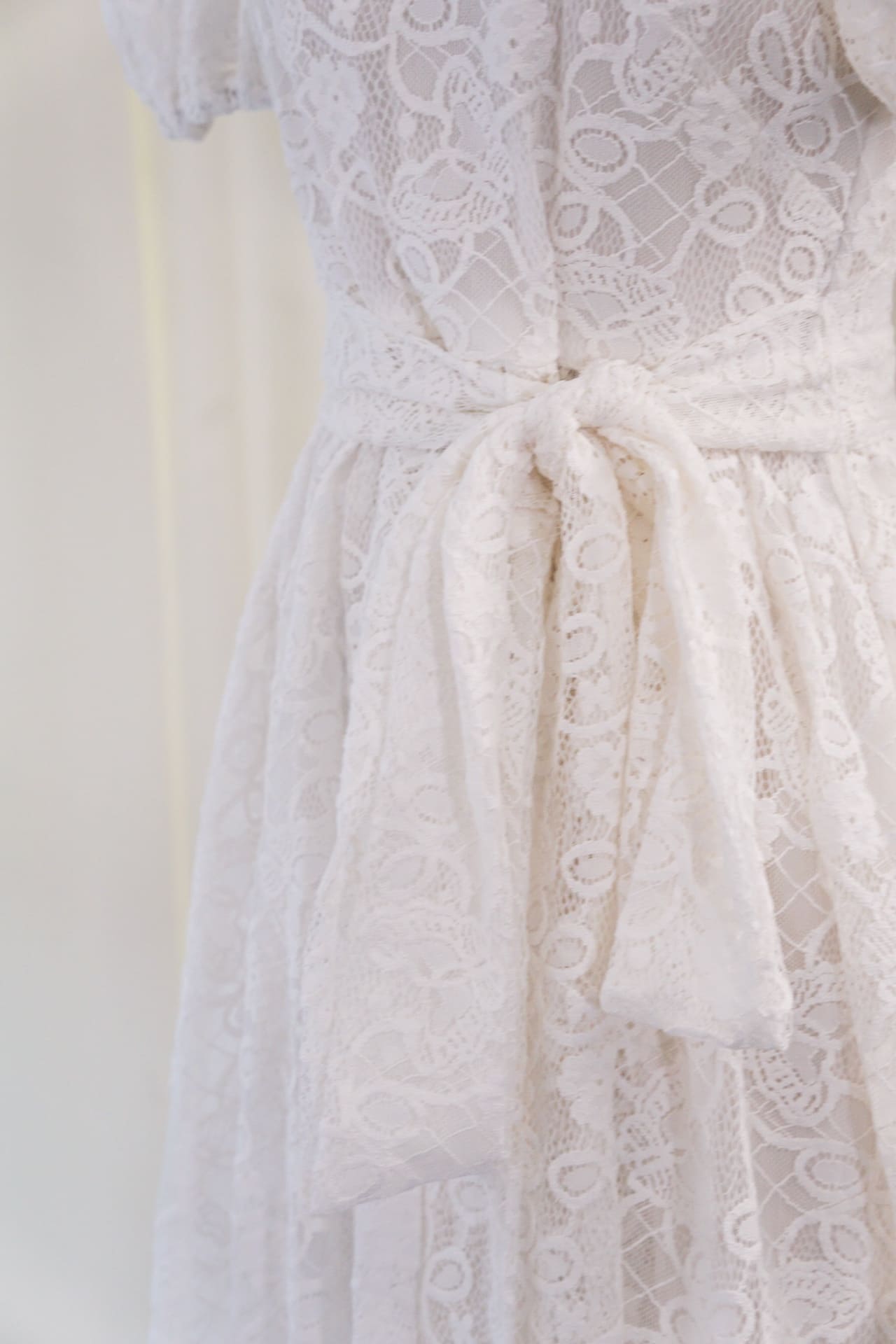 ĐẦM DIOR REN MÀU TRẮNG WHITE LONG DRESS High Classy