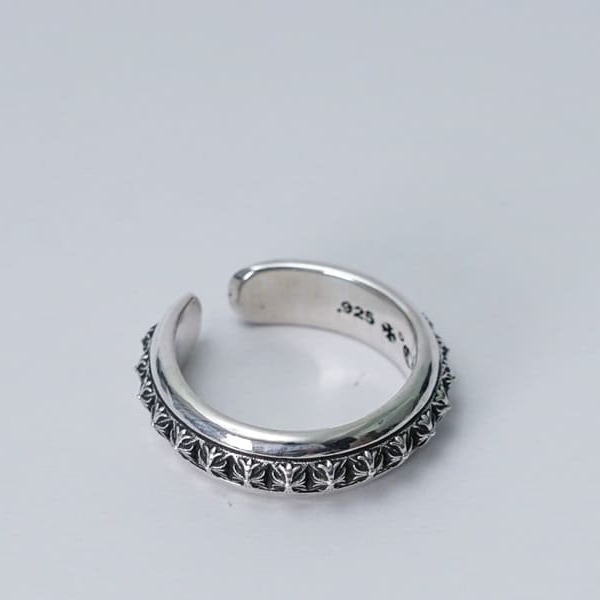 NHẪN CHROME HEARTS HOA VĂN HÌNH THÁNH GIÁ Bạc S925
