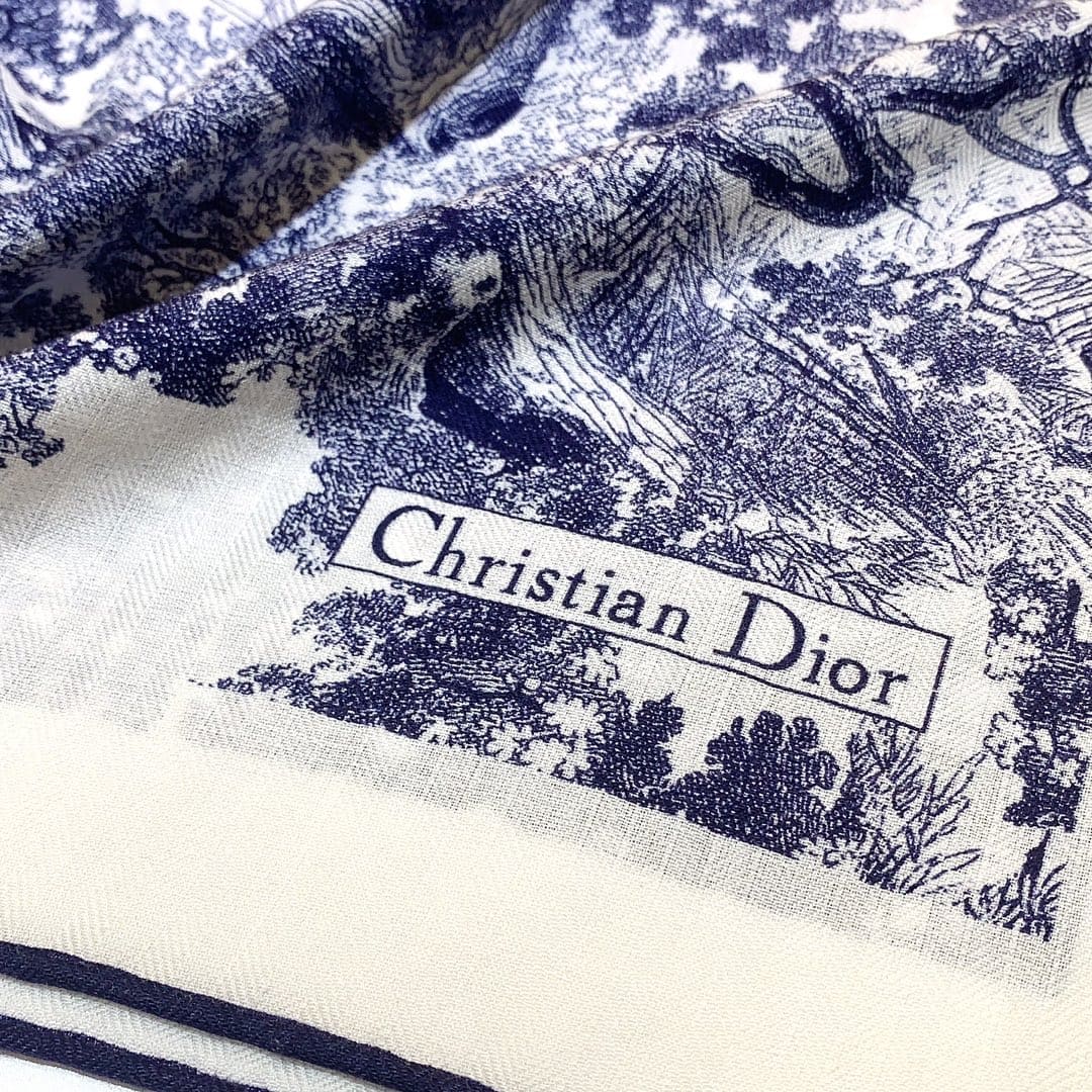 KHĂN CHRISTIAN DIOR Double-sided velvet cashmere scarf