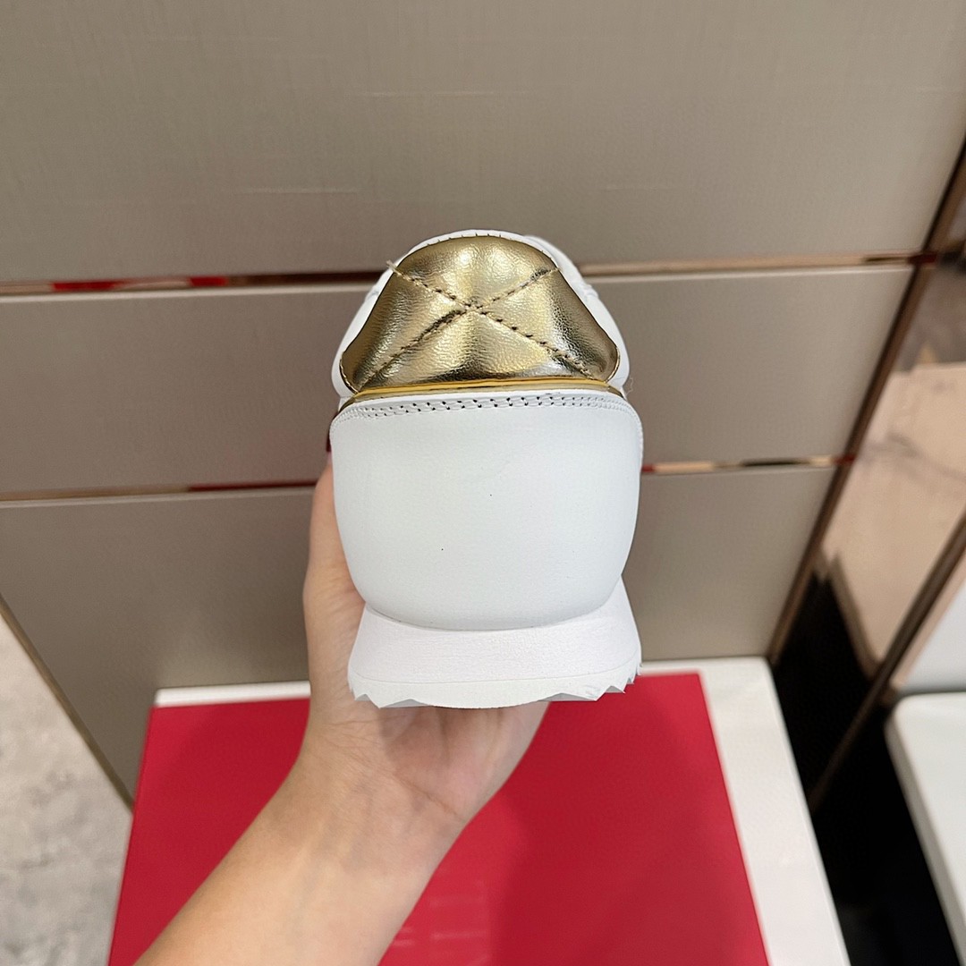 GIÀY VALENTINO STUDD SUEDE LEATHER SNEAKER SHOES AAA