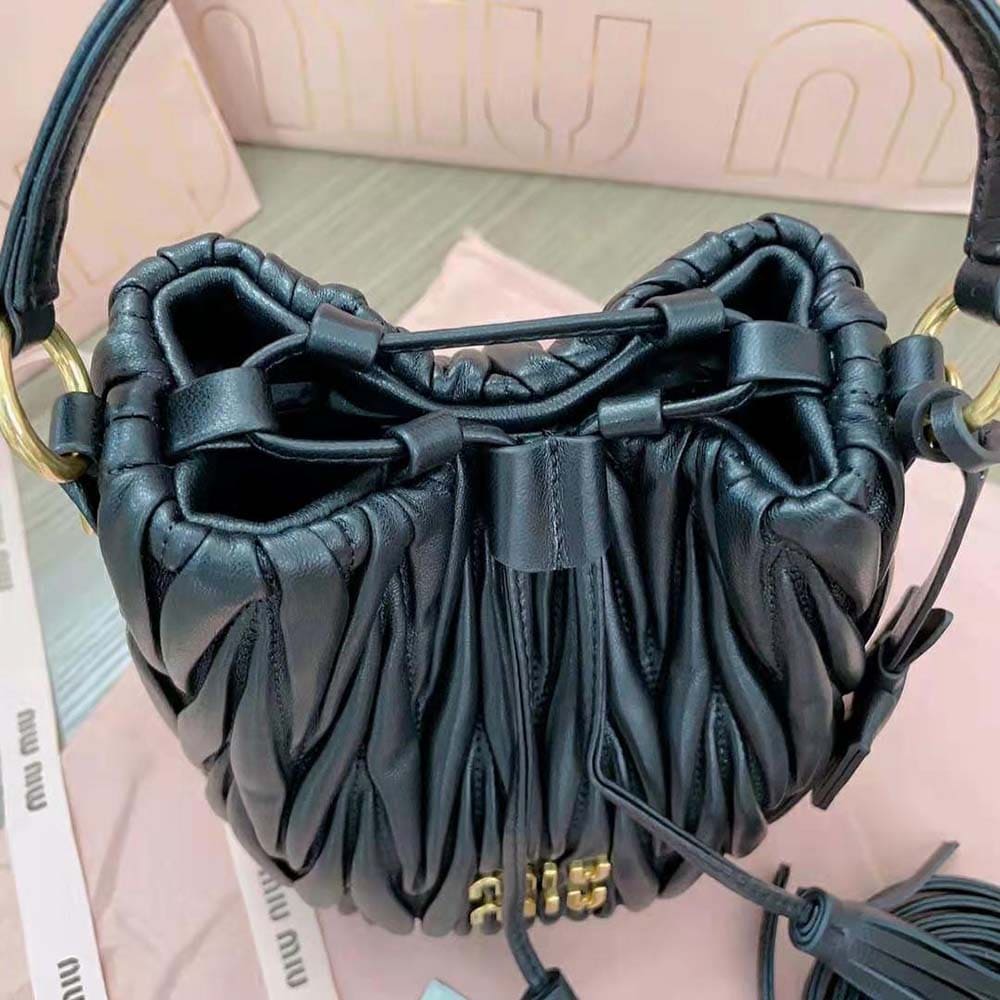 Túi Miu Miu Women Matelassé Nappa Leather Bucket Bag-Black