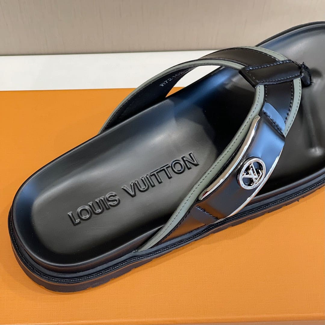 DÉP LOUIS VUITTON TRIANGLE LOGO SANDAL AAA