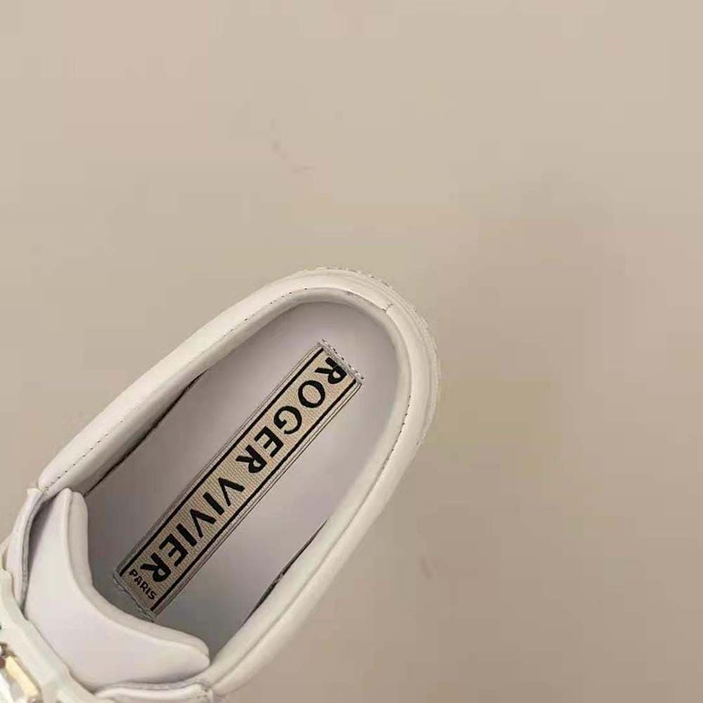 GIÀY Roger Vivier Women Very Vivier Strass Buckle Mules in Leather-White
