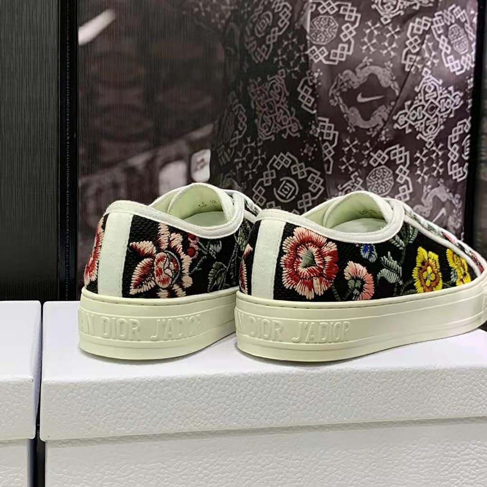 GIÀY Dior Women Walk’N’Dior Sneaker Black Multicolor Cotton Embroidered with Dior Petites Fleurs Motif