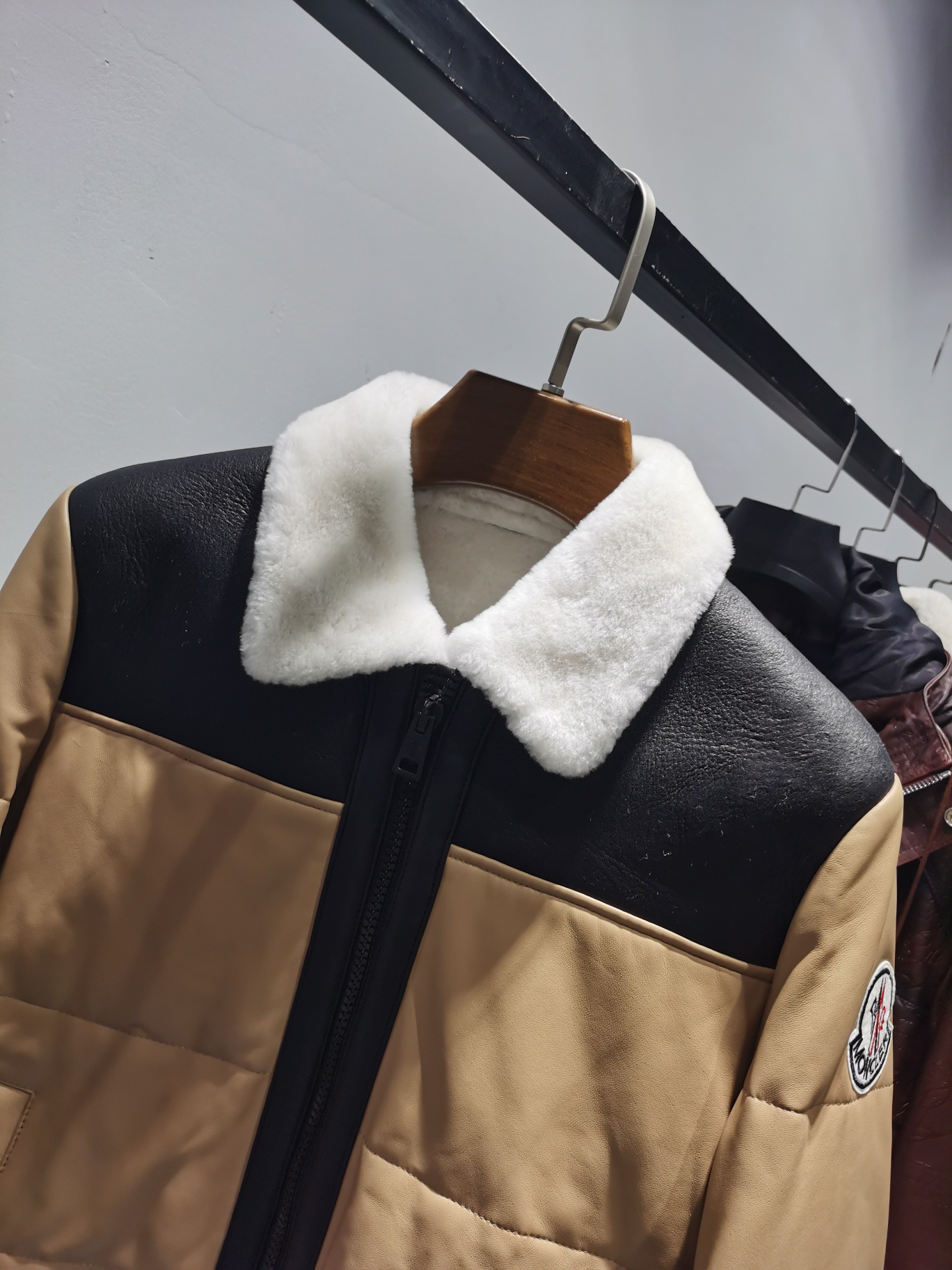 ÁO MONCLER LEATHER JACKET LÓT LÔNG
