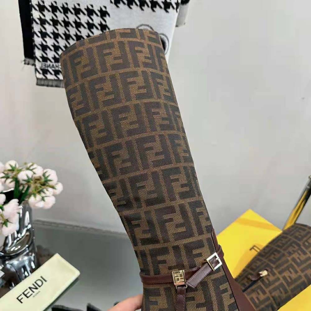 GIÀY Fendi Women Delfina Brown Leather High-heeled Boots