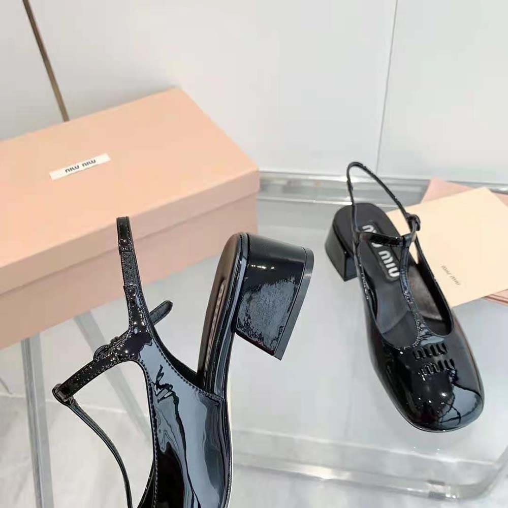GIÀY Miu Miu Women Patent Leather Slingback Pumps-Black