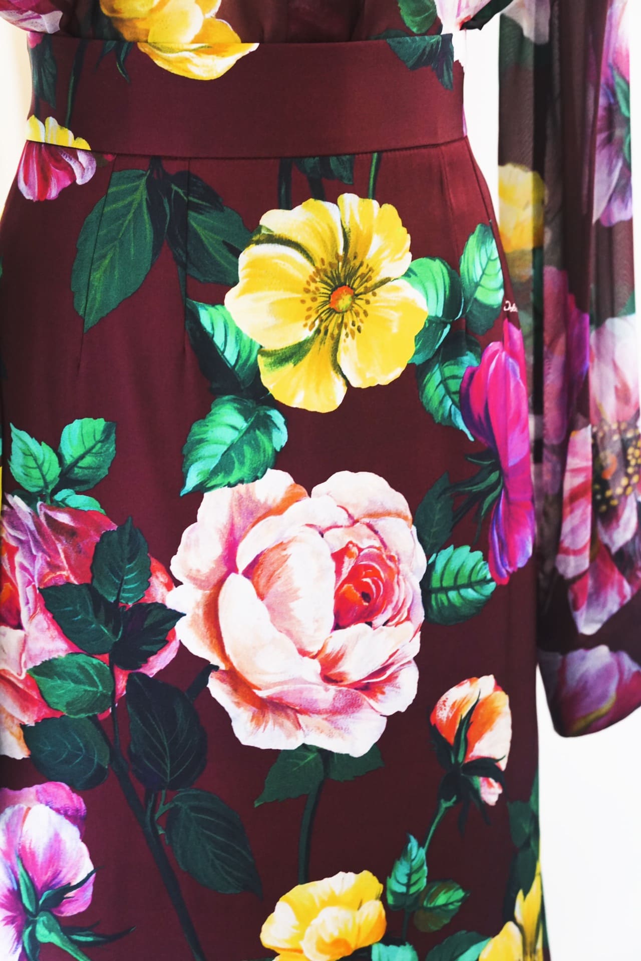 BỘ ĐỒ DOLCE & GABBANA HIGH NECK YELLOW PINK FLORAL PARTY High Classy