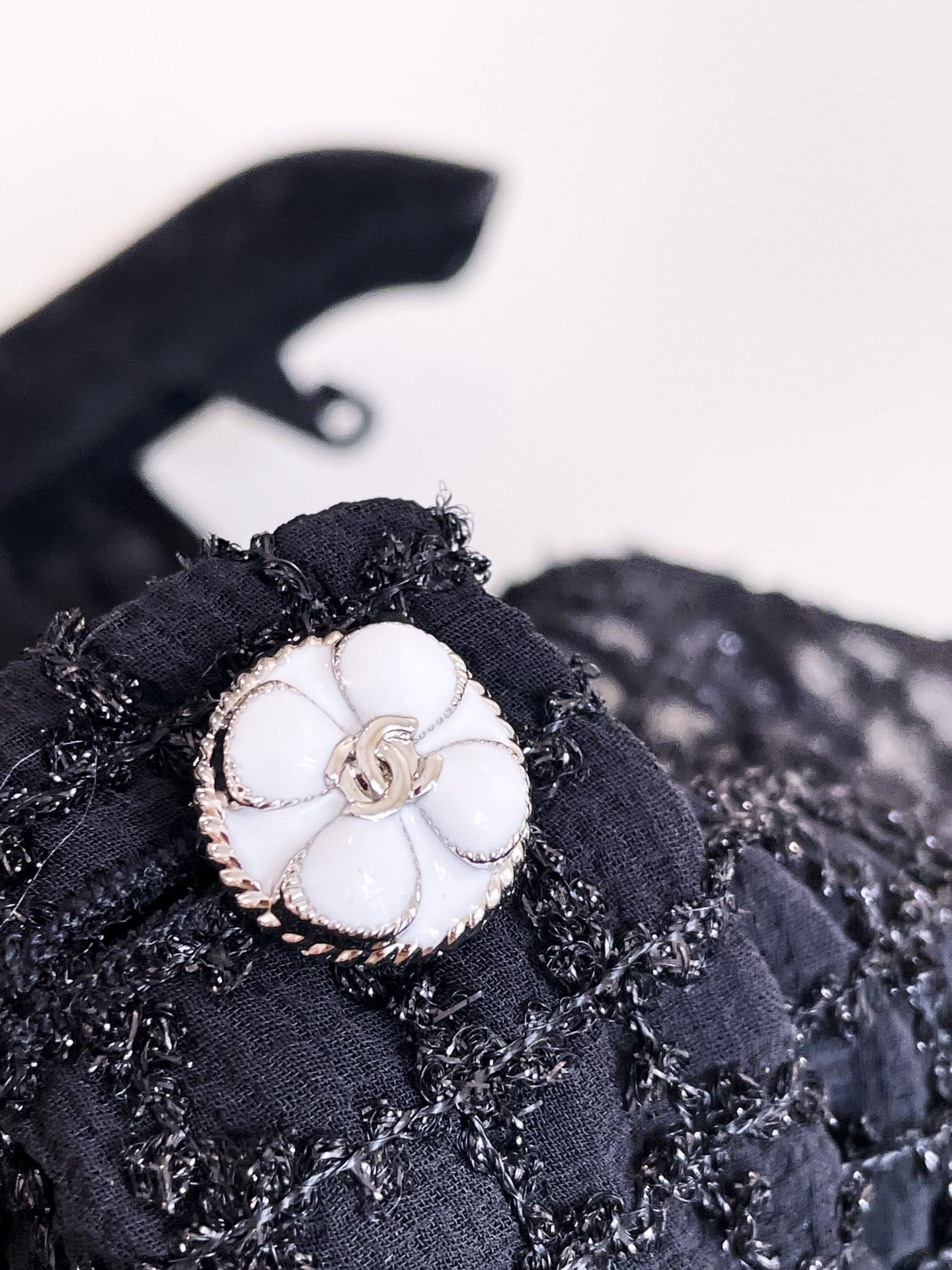 BỘ ĐỒ COCO CHANEL BLACK MID PARTY High Classy