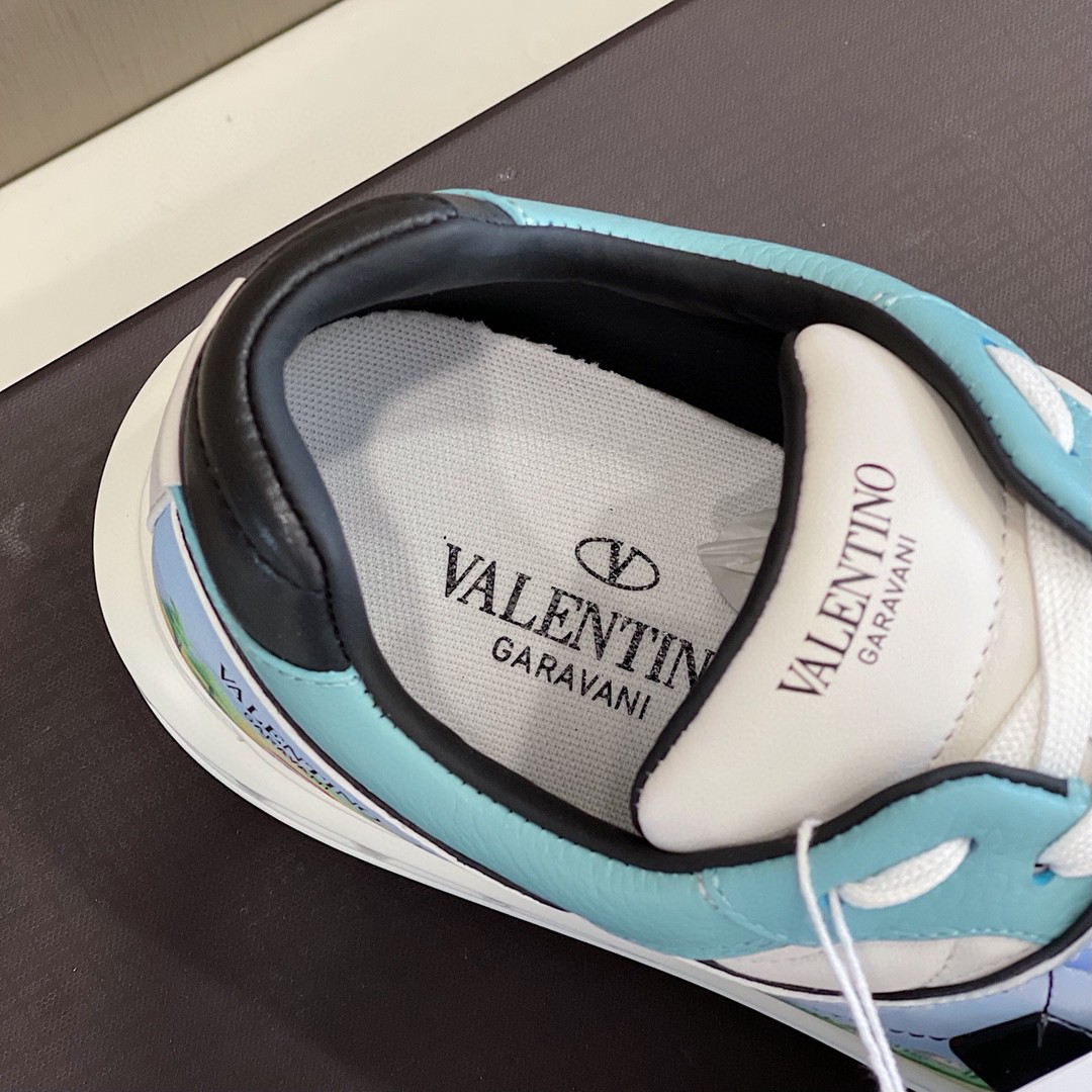 GIÀY VALENTINO STUDD LEATHER SNEAKER SHOES AAA